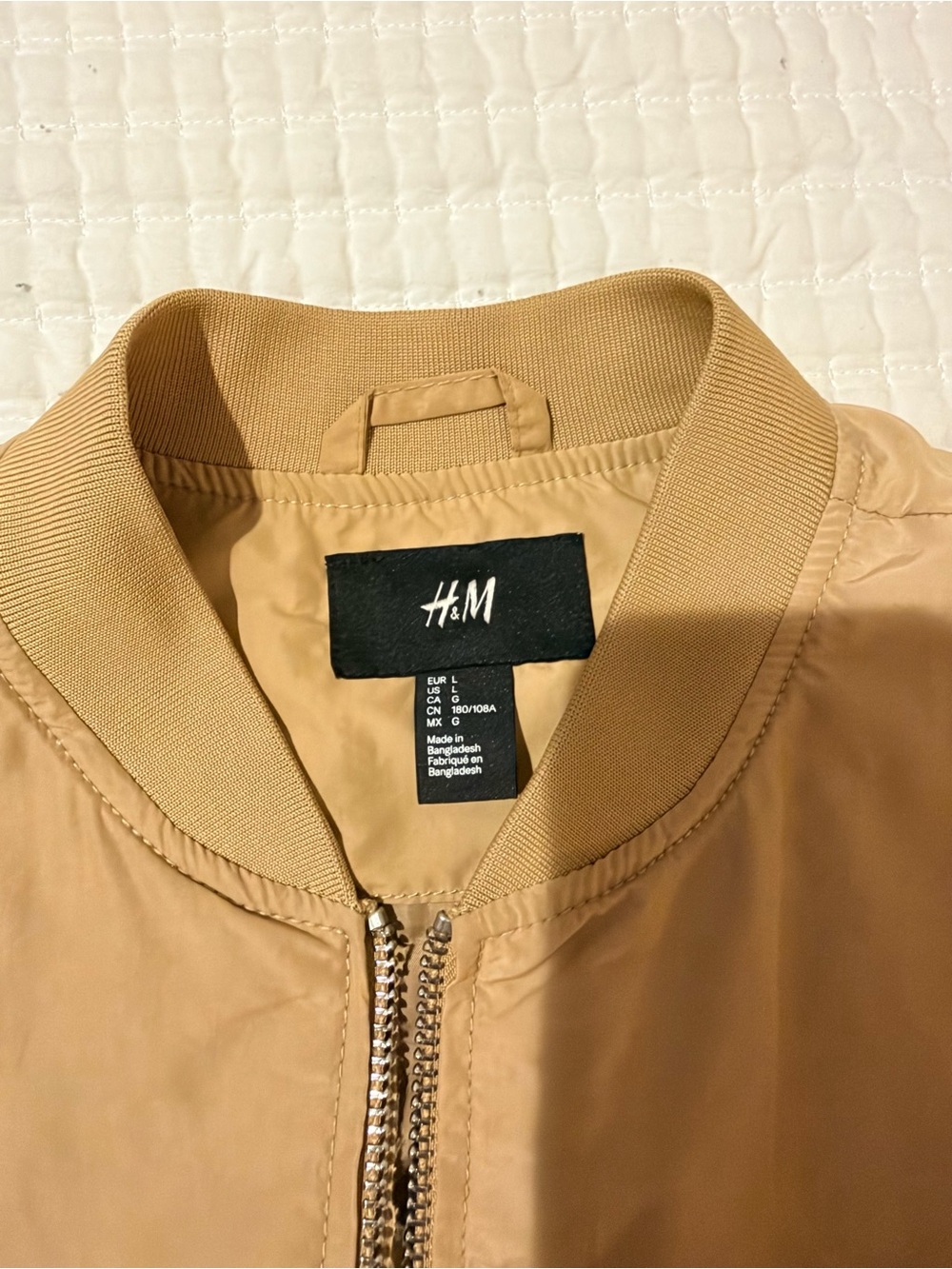 H&M bomber jacket - Picture 3 of 4